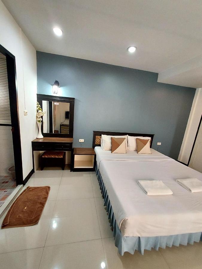 Traveller Inn Hotel Chiang Mai Exterior photo