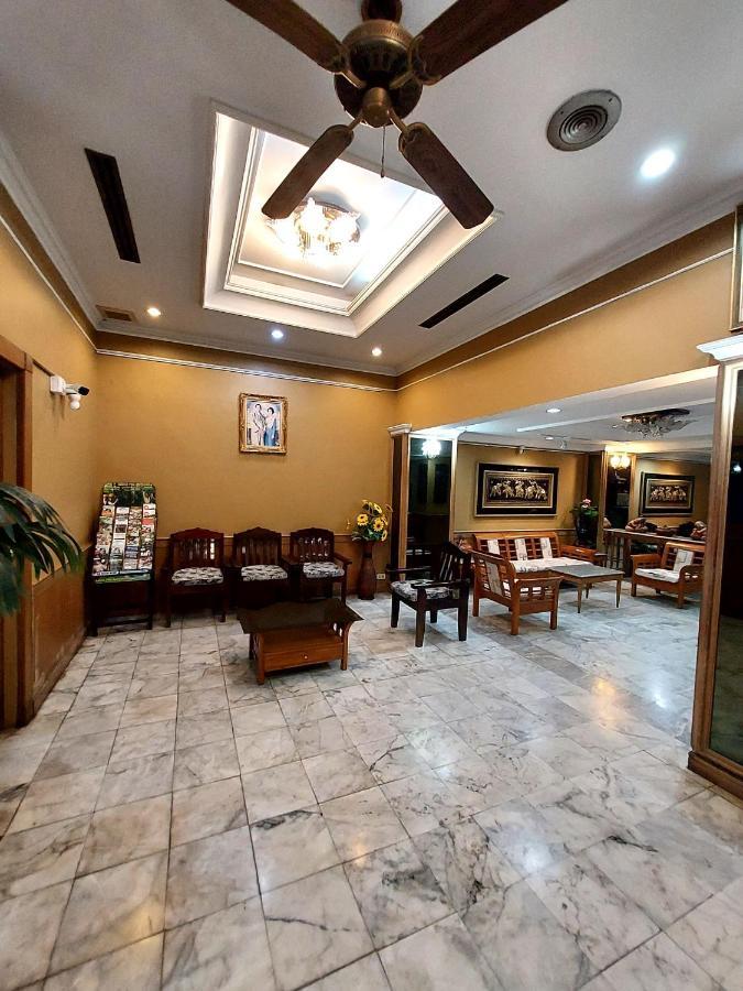 Traveller Inn Hotel Chiang Mai Exterior photo