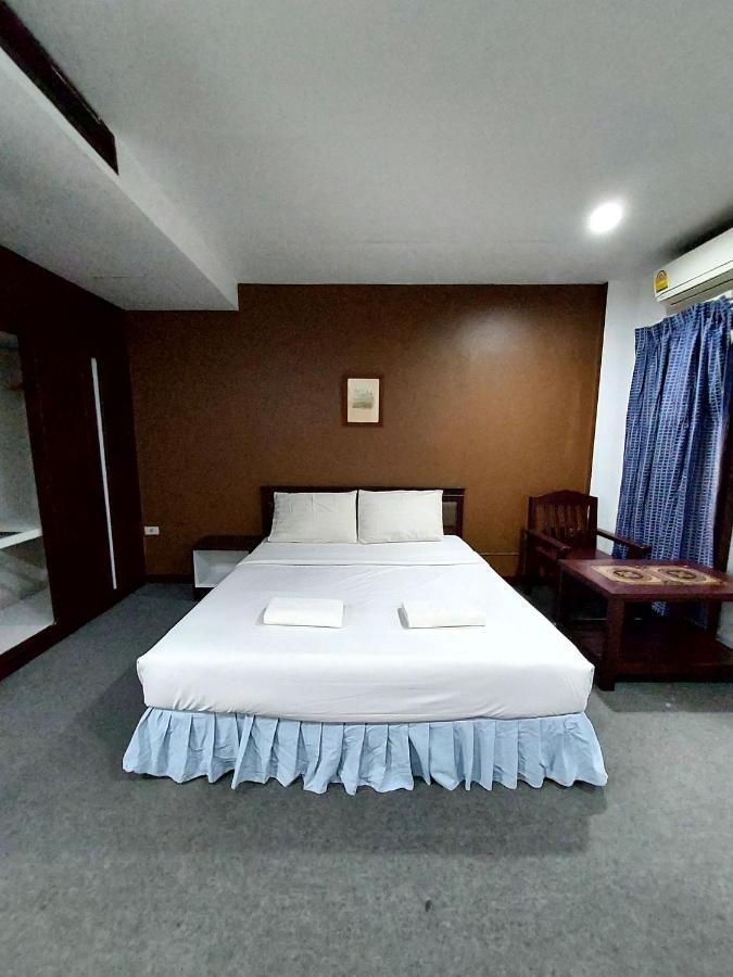 Traveller Inn Hotel Chiang Mai Exterior photo