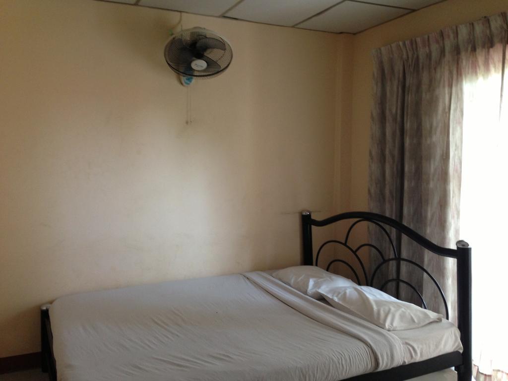 Traveller Inn Hotel Chiang Mai Room photo