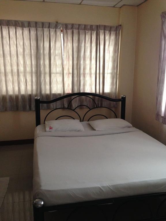 Traveller Inn Hotel Chiang Mai Exterior photo